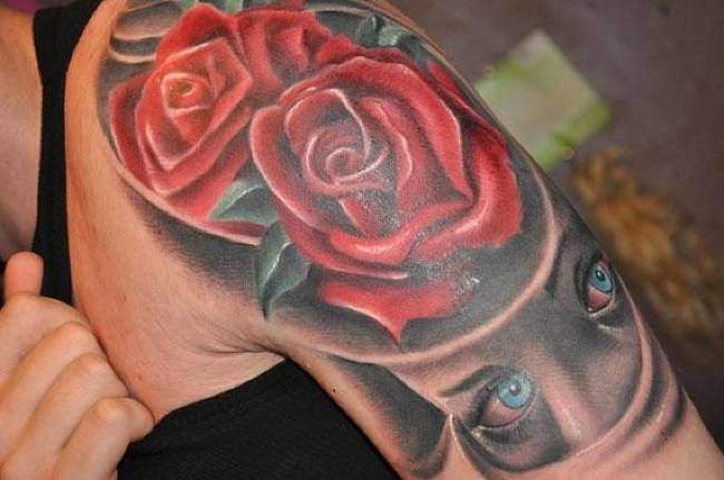 Tattoo Rose Oberarm 3