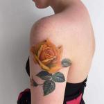 Tattoo Rose Oberarm 5