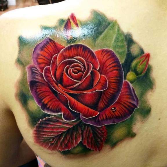 Tattoo Rose Rücken 11