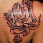 Tattoo Rose Rücken 14