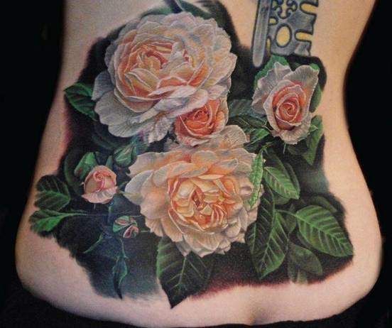 Tattoo Rose Rücken 6