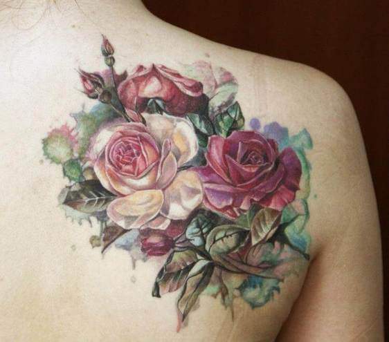 Tattoo Rose Rücken 7
